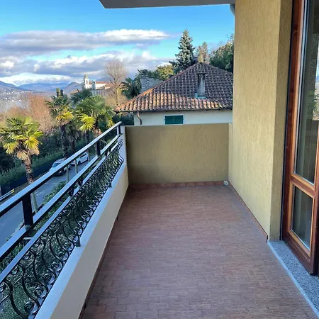 Apartament La Casa Di Susanna Stresa
